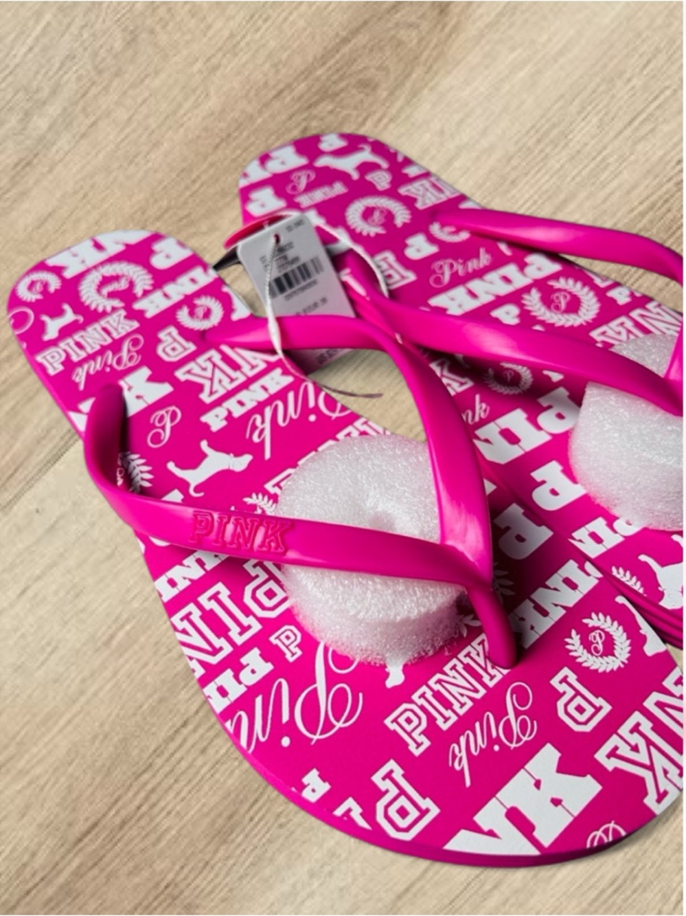 🩴 PINK Victoria's Secret 86 Logo Flip Flops Size 8 NWT - Picture 3 of 8